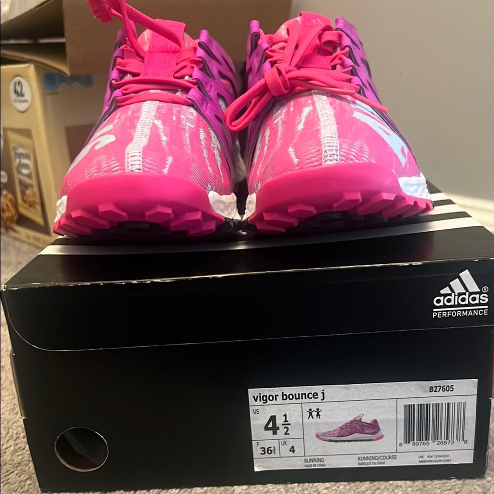 Adidas Vigor Bounce J Pink Running Shoes